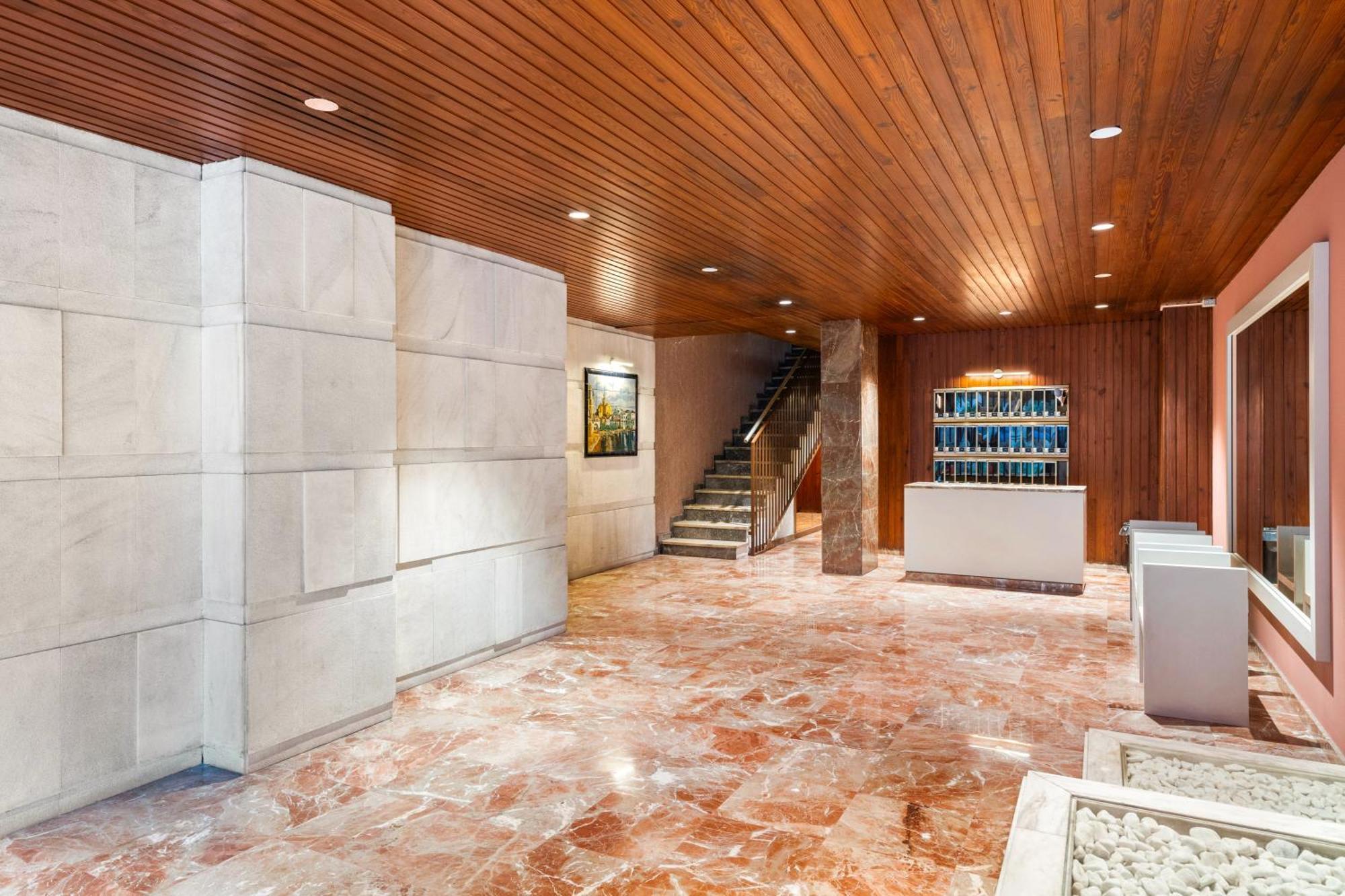 Fridays Flats Spacious 4Br Family Retreat Barcellona Esterno foto